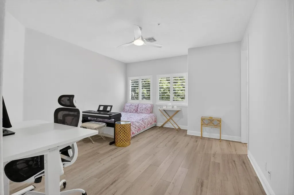 23 Royal Palm Way Boca Raton FL 33432
