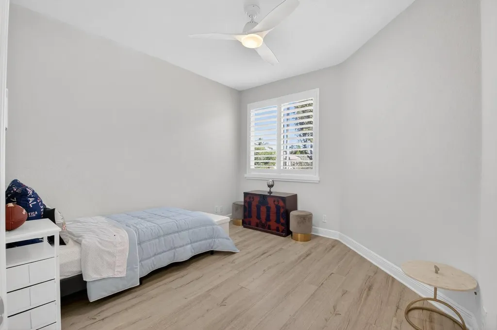 23 Royal Palm Way Boca Raton FL 33432