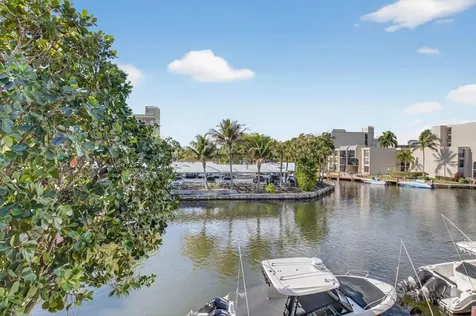 23 Royal Palm Way Boca Raton FL 33432