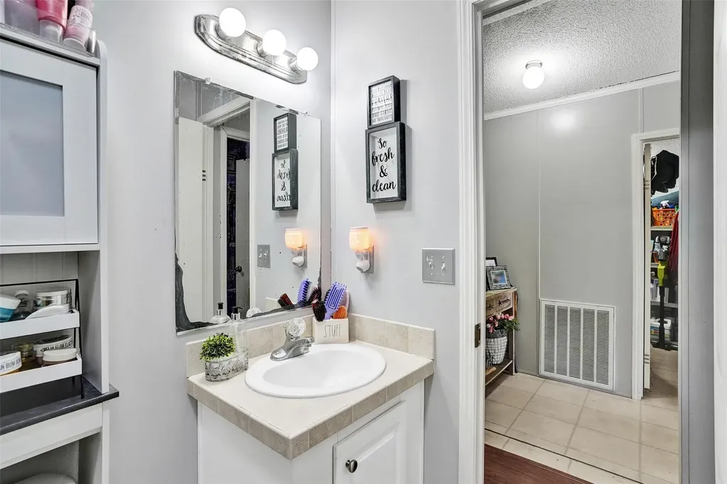 5520 SW 27th Terrace Fort Lauderdale FL 33312
