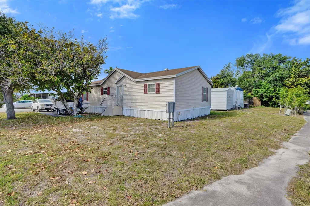 5520 SW 27th Terrace Fort Lauderdale FL 33312