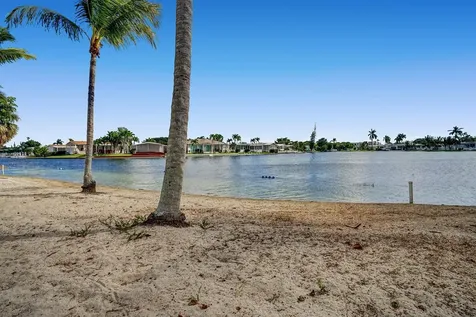 5520 SW 27th Terrace Fort Lauderdale FL 33312