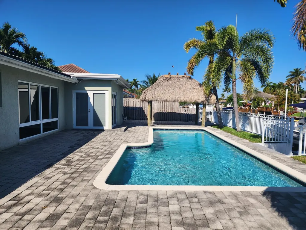 191 SE 9th Court Pompano Beach FL 33060
