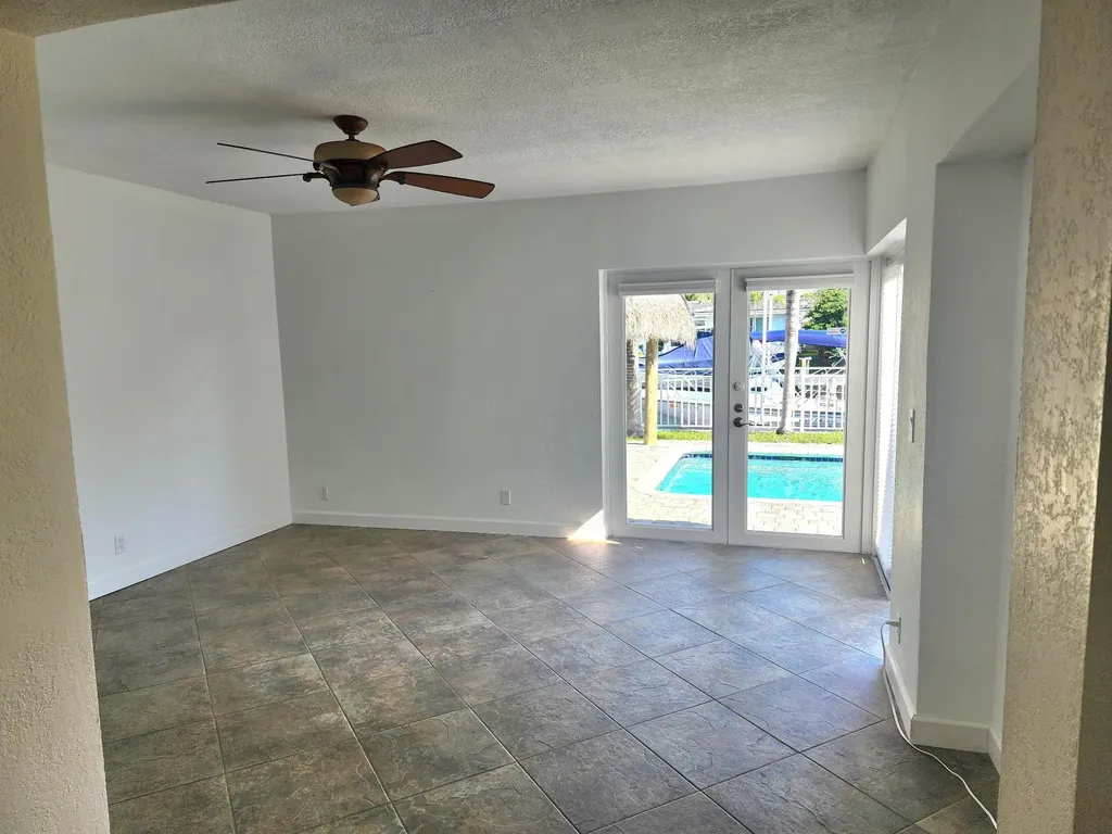 191 SE 9th Court Pompano Beach FL 33060