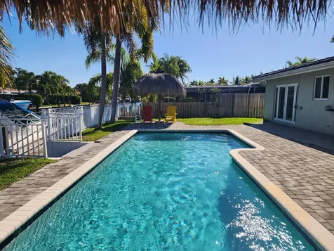 191 SE 9th Court Pompano Beach FL 33060