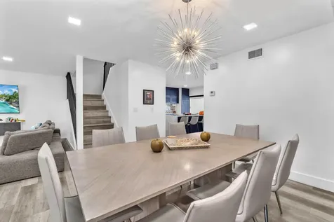 3904 Parkside Lane Hollywood FL 33021