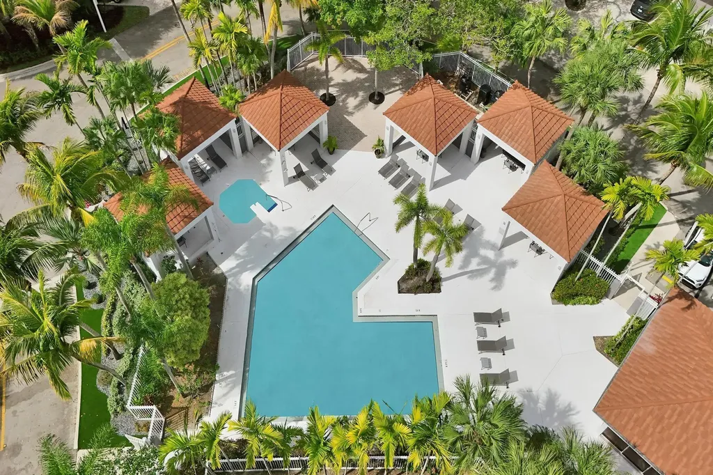 9280 NW 9th Court Plantation FL 33324