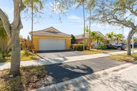 1573 Salerno Circle Weston FL 33327