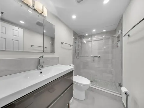 2515 NE 1st Court Boynton Beach FL 33435