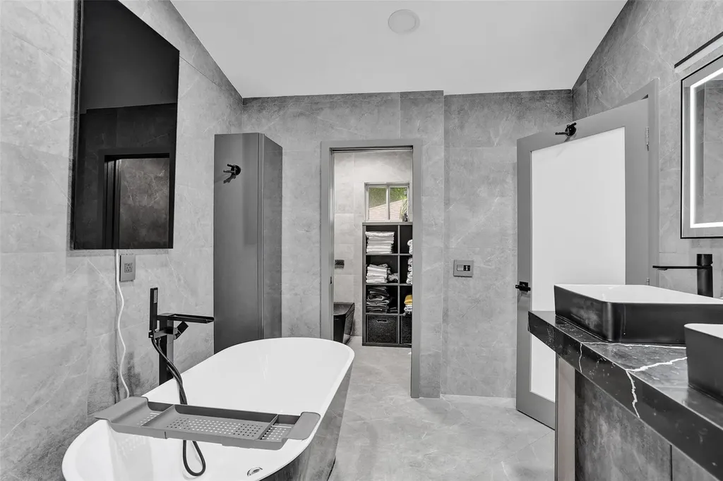 349 Jacaranda Drive Plantation FL 33324