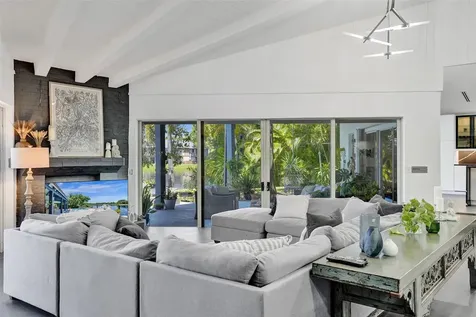 349 Jacaranda Drive Plantation FL 33324