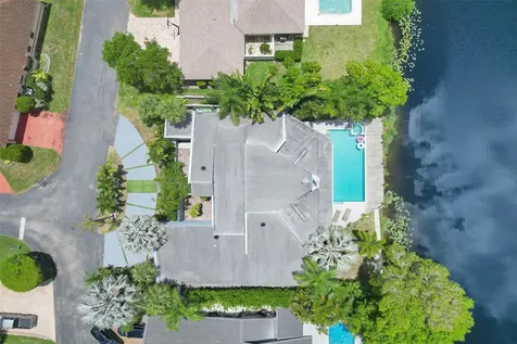 349 Jacaranda Drive Plantation FL 33324