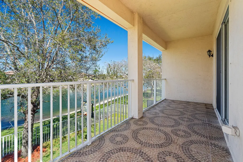 10633 Old Hammock Way Wellington FL 33414