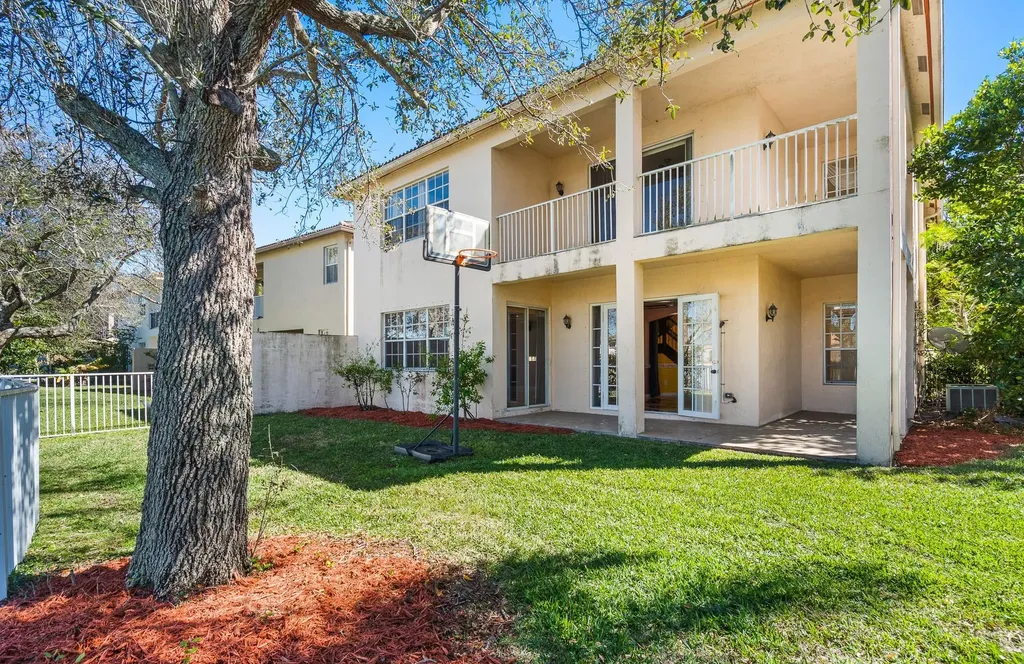 10633 Old Hammock Way Wellington FL 33414