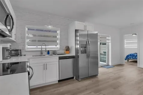 5311 Pierce Street Hollywood FL 33021