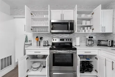 5311 Pierce Street Hollywood FL 33021