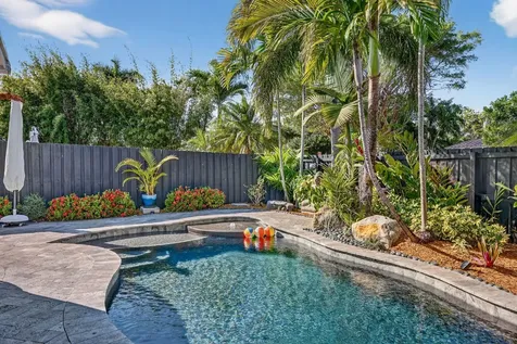 1510 NE 39th Street Oakland Park FL 33334