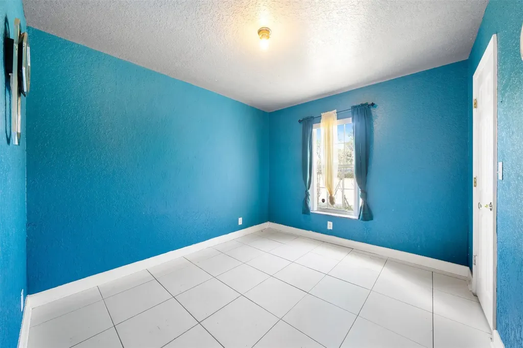 3095 NW 8th Street Fort Lauderdale FL 33311