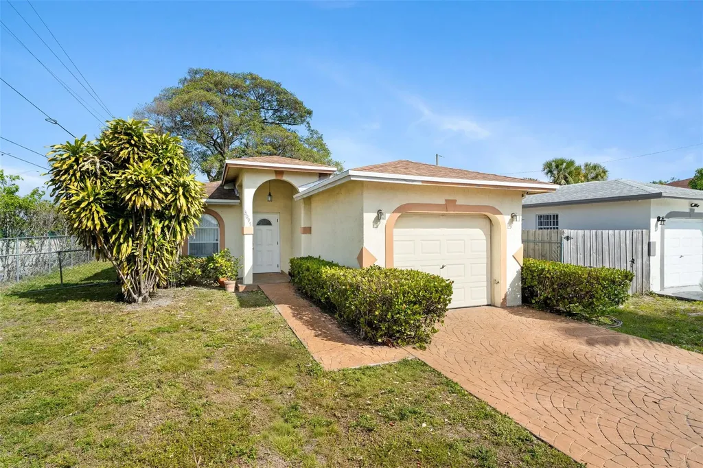 3095 NW 8th Street Fort Lauderdale FL 33311