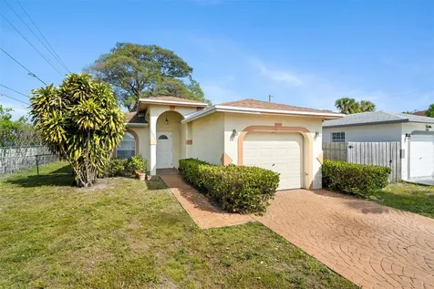 3095 NW 8th Street Fort Lauderdale FL 33311