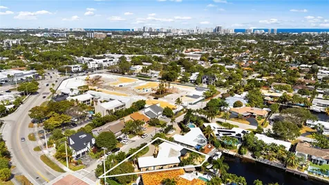 1500 NE 24th Street Wilton Manors FL 33305
