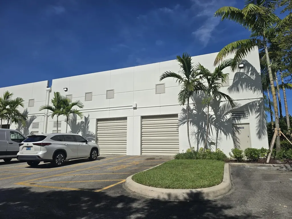 10322 NW 55th Street Sunrise FL 33351