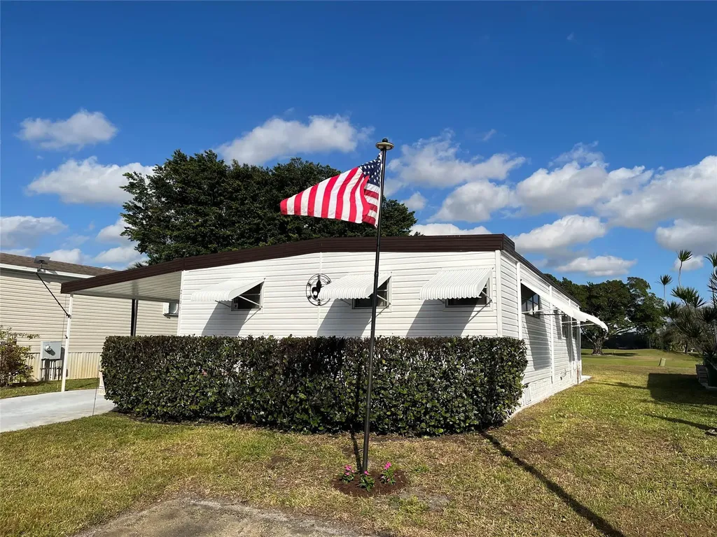 2196 SW 83rd Avenue Davie FL 33324