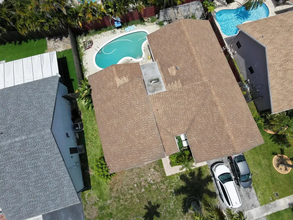 9711 NW 33rd Street Sunrise FL 33351