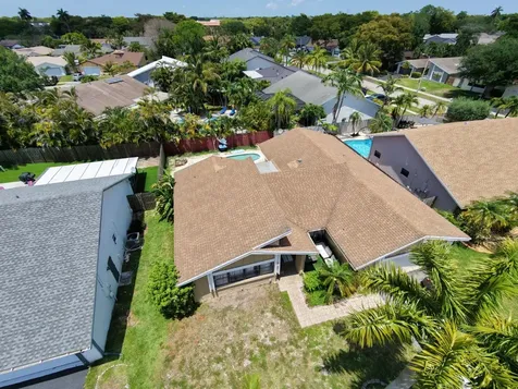 9711 NW 33rd Street Sunrise FL 33351