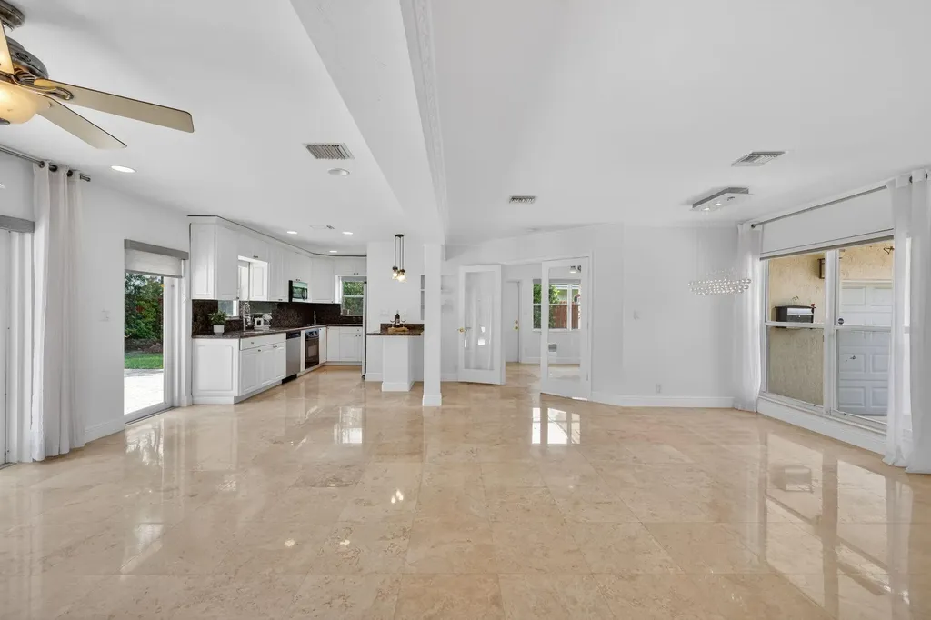 2808 NE 22nd Street Fort Lauderdale FL 33305