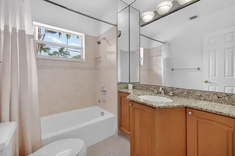 2808 NE 22nd Street Fort Lauderdale FL 33305