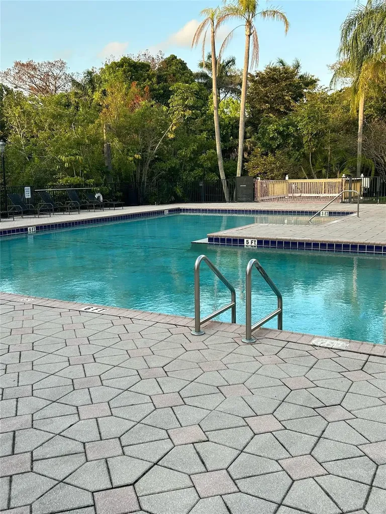 4045 Mcnab Road Pompano Beach FL 33069