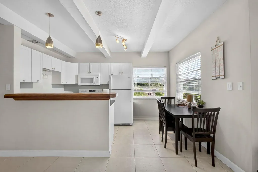 201 Inlet Way Palm Beach Shores FL 33404