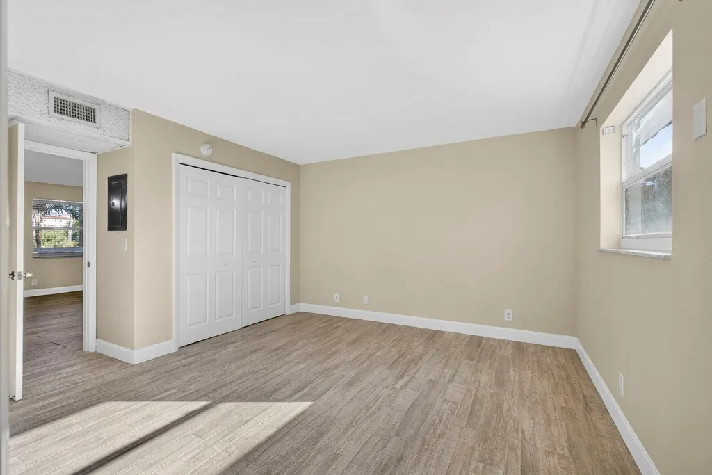 201 Inlet Way Palm Beach Shores FL 33404