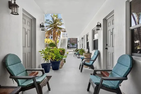 201 Inlet Way Palm Beach Shores FL 33404