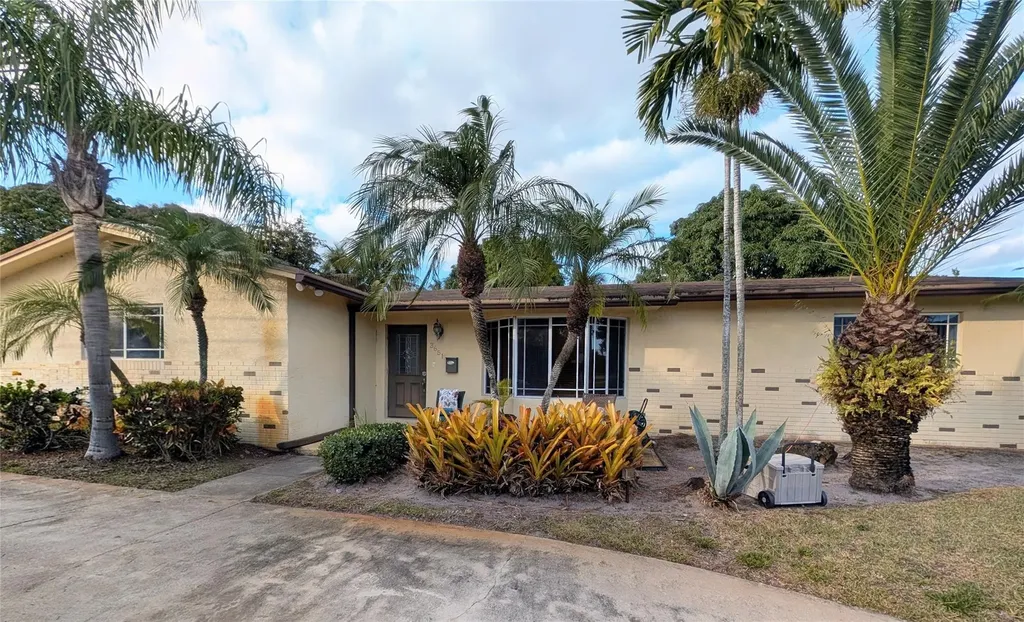 3651 NW 29th Street Lauderdale Lakes FL 33311