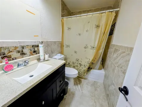 3651 NW 29th Street Lauderdale Lakes FL 33311