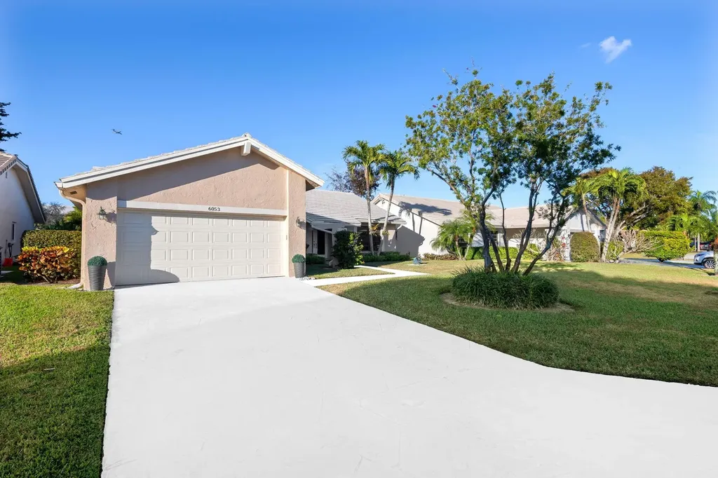 6053 Petaluma Drive Boca Raton FL 33433