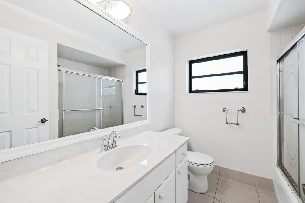 6053 Petaluma Drive Boca Raton FL 33433