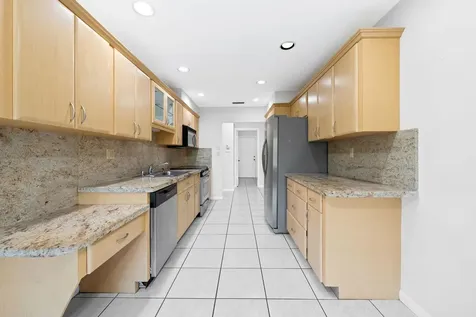 6053 Petaluma Drive Boca Raton FL 33433