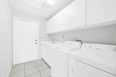 6053 Petaluma Drive Boca Raton FL 33433