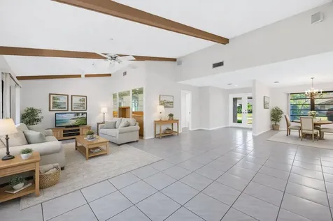 6053 Petaluma Drive Boca Raton FL 33433