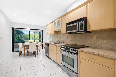 6053 Petaluma Drive Boca Raton FL 33433