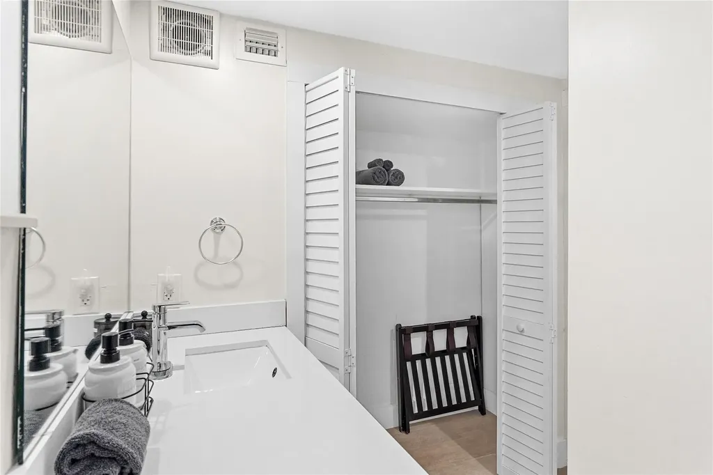 2621 NE 20th Street Pompano Beach FL 33064