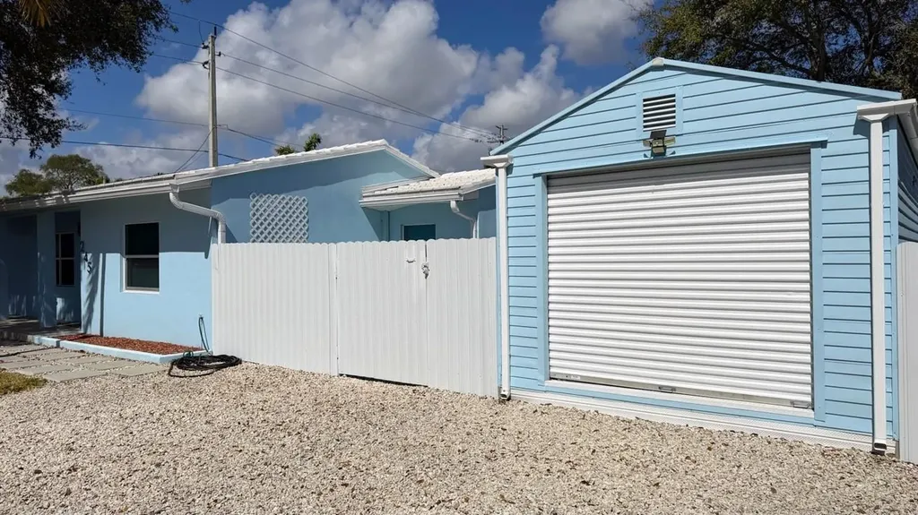 245 SW 20th Street Fort Lauderdale FL 33315