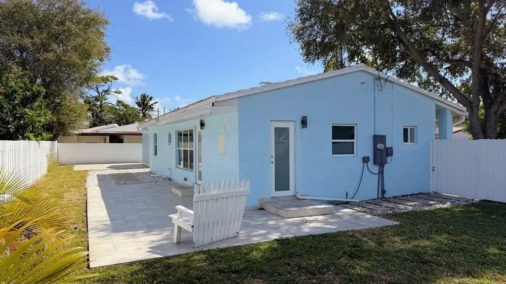 245 SW 20th Street Fort Lauderdale FL 33315