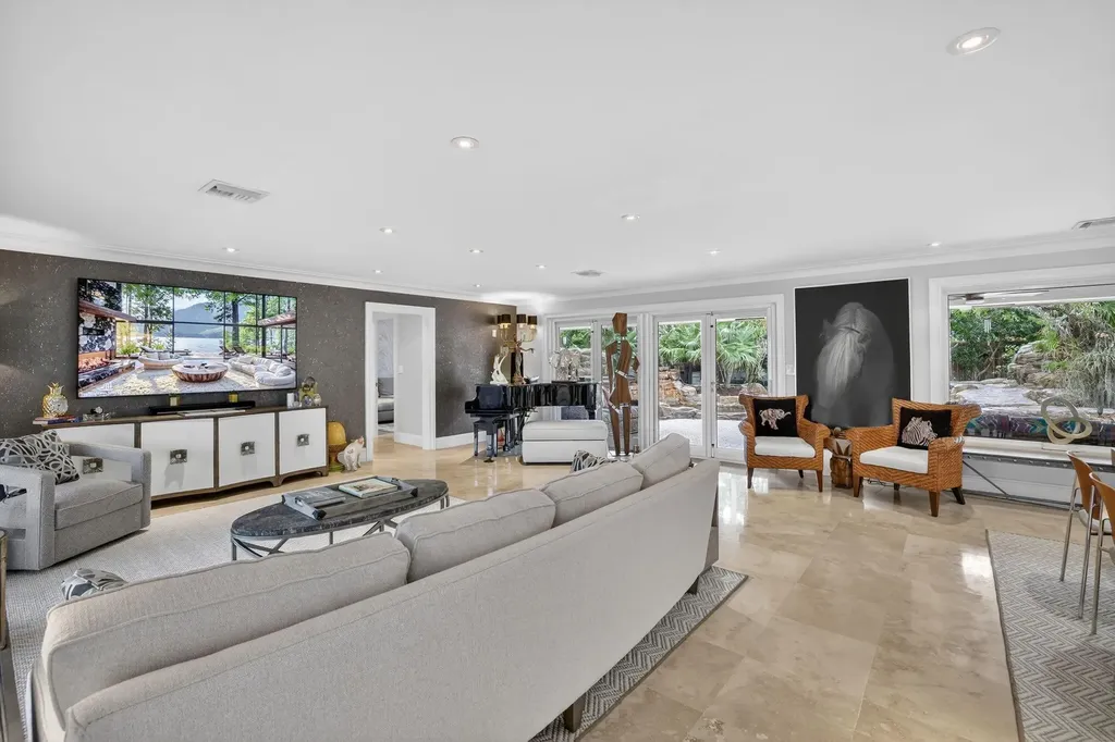 2644 NE 37th Drive Fort Lauderdale FL 33308