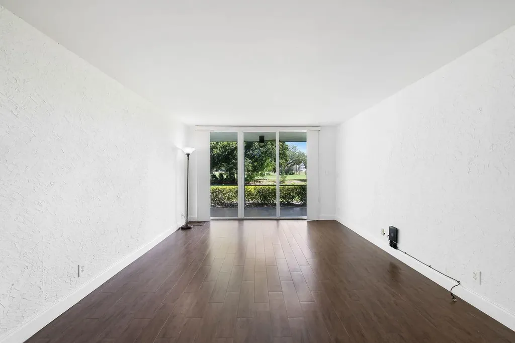 2851 S Palm Aire Drive Pompano Beach FL 33069