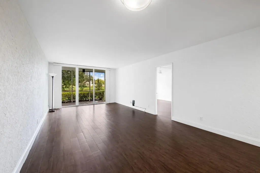 2851 S Palm Aire Drive Pompano Beach FL 33069