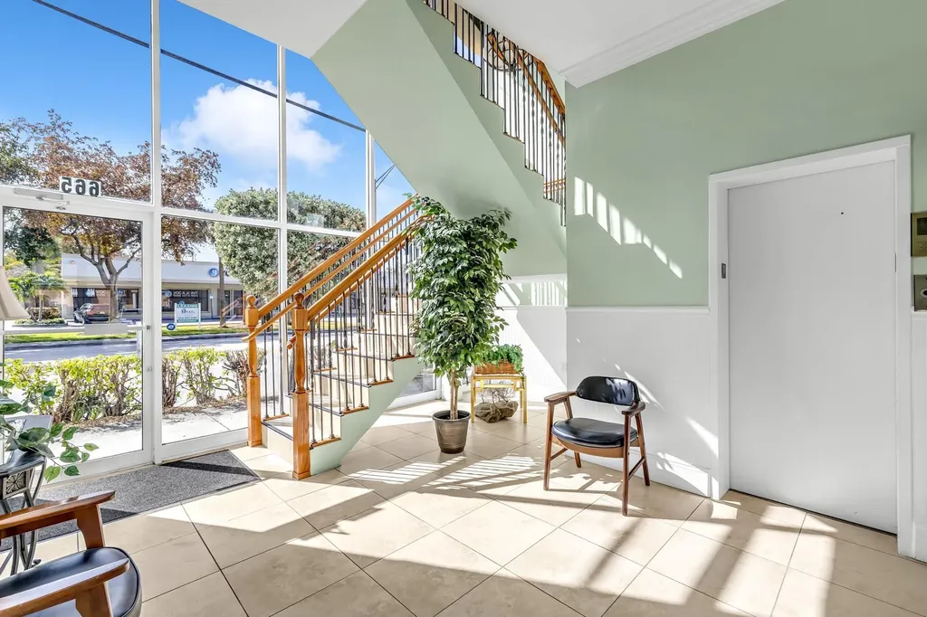 665 SE 10th Street Deerfield Beach FL 33441